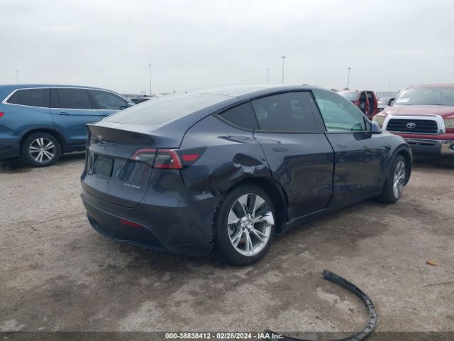 7SAYGAEE2NF545749 Tesla Model Y Long Range Dual Motor All-wheel Drive