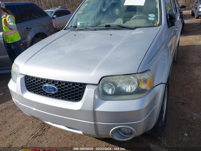 2005 FORD ESCAPE LIMITED VIN: 1FMCU94175KA68859
