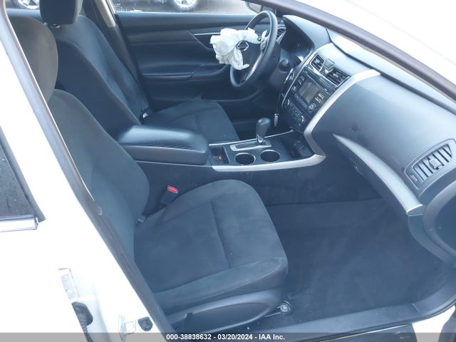 Nissan Altima 2.5 S 2015 1N4AL3AP7FC290081 Image 5