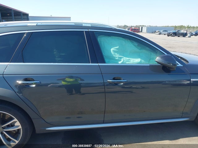Audi A4 Allroad 45 Premium 2019 WA18NAF47KA111611 Image 13