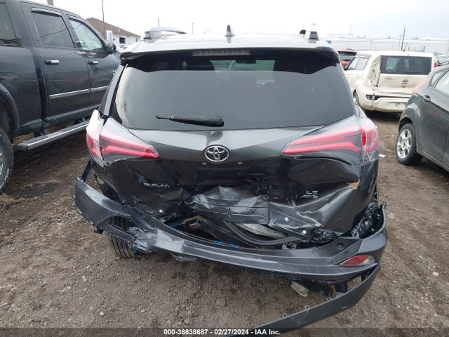 2018 TOYOTA RAV4 LE VIN: JTMBFREV5JJ206281