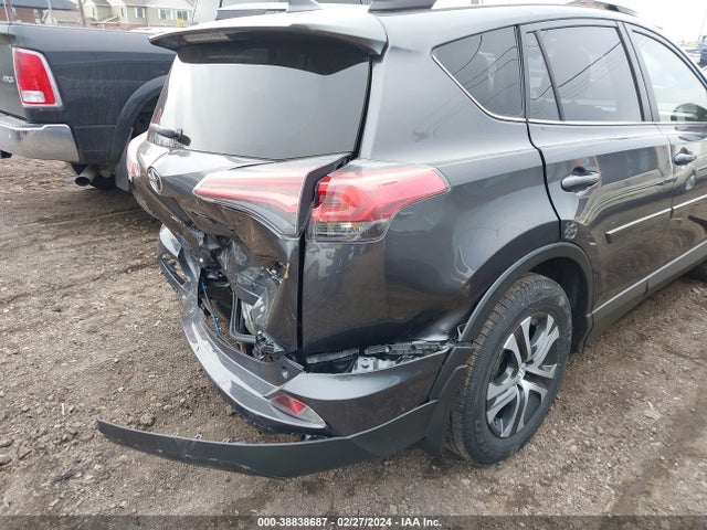 2018 TOYOTA RAV4 LE VIN: JTMBFREV5JJ206281