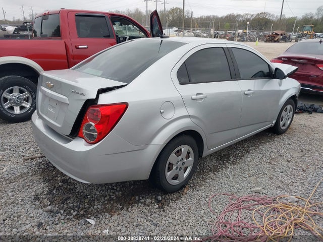 Chevrolet Sonic Ls Auto 2014 1G1JA5SH9E4223017 Image 4