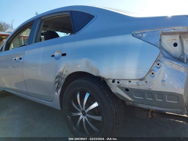 3N1AB7AP1GY275608 Nissan SENTRA SV