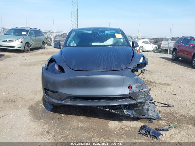 7SAYGDEF5NF452802 Tesla Model Y Performance Dual Motor All-wheel Drive