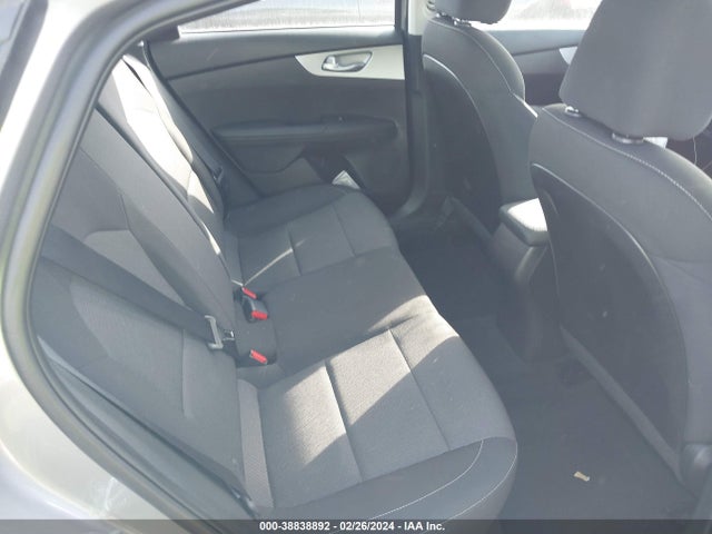 KIA Forte Lxs 2023 3KPF24AD1PE644279 Image 8