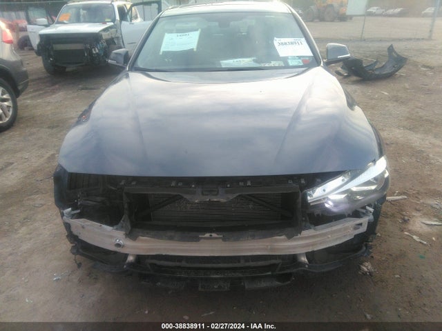 BMW 320i Xdrive 2017 WBA8E5G50HNU22283 Image 6