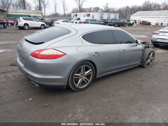 2011 PORSCHE PANAMERA WP0AB2A78BL060356 Photo 3