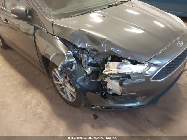 Ford FOCUS SE 2018 1FADP3K23JL217237 Image 6