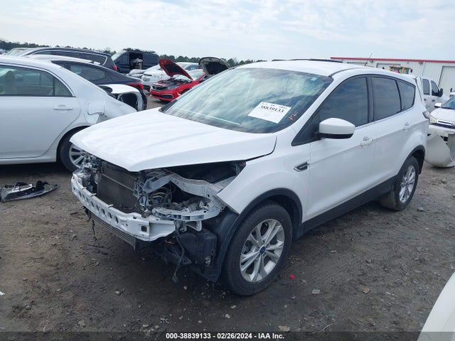 Ford ESCAPE SE 2017 1FMCU0G90HUB22685 Image 2
