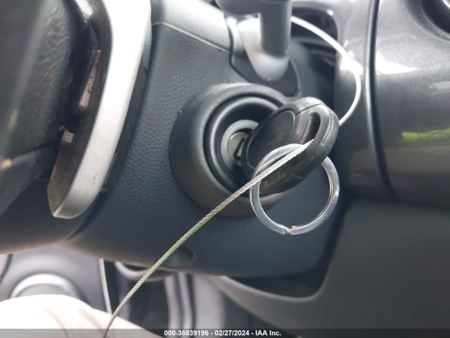 2006 MINI COOPER S WMWRE33546TJ33527 Photo 10