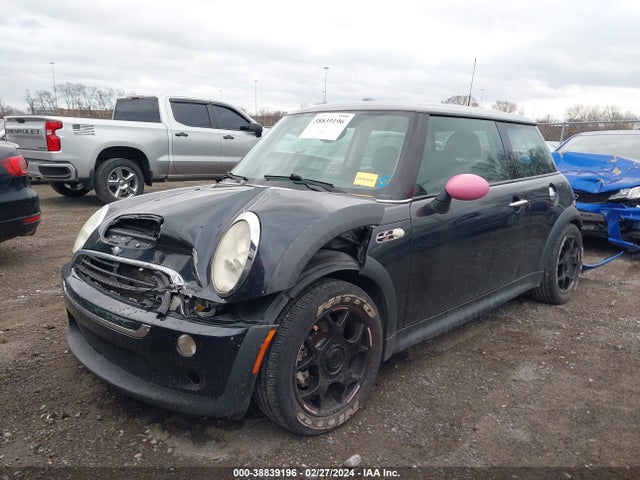 2006 MINI COOPER S WMWRE33546TJ33527 Photo 1