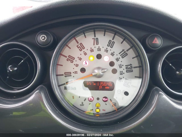2006 MINI COOPER S WMWRE33546TJ33527 Photo 6