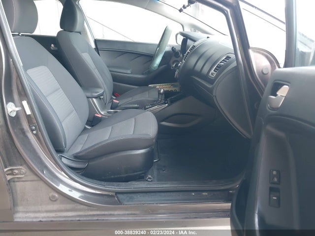KIA FORTE LX 2018 3KPFL4A74JE171816 Image 5