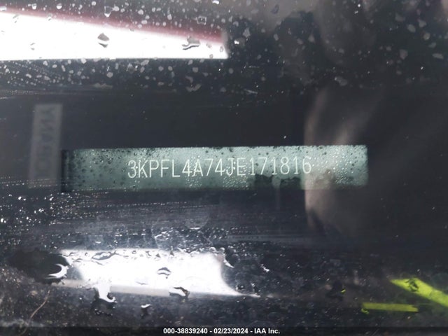 KIA FORTE LX 2018 3KPFL4A74JE171816 Image 9