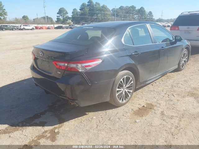 Toyota CAMRY SE 2018 4T1B11HK7JU573341 Image 4
