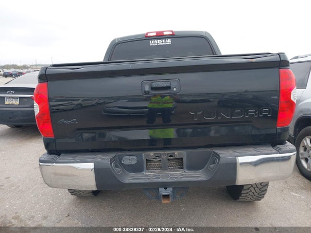 Toyota Tundra Crewmax Sr5 2018 5TFDY5F17JX697229 Image 16