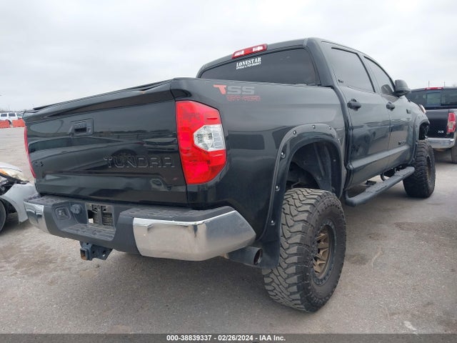 Toyota Tundra Crewmax Sr5 2018 5TFDY5F17JX697229 Image 4
