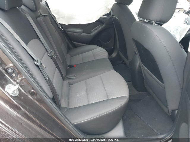 KIA FORTE LX 2018 3KPFL4A73JE170897 Image 8