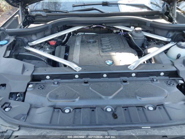 2022 BMW X5 5UXCR6C05N9K18017 Photo 9