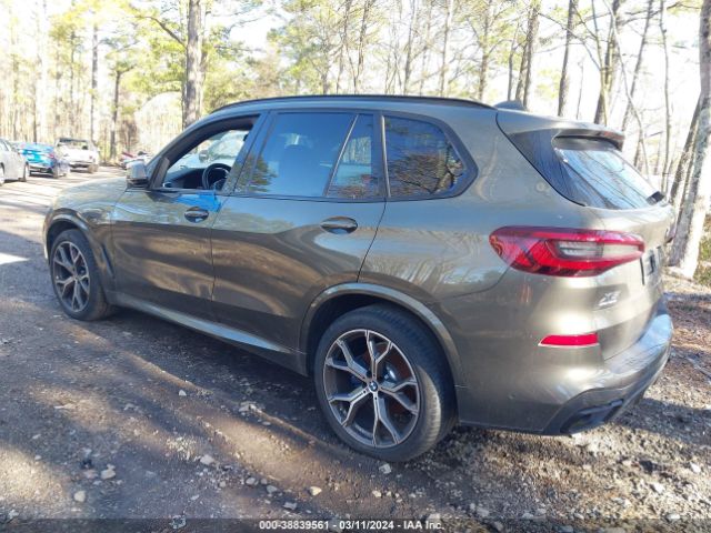 2022 BMW X5 5UXCR6C05N9K18017 Photo 2