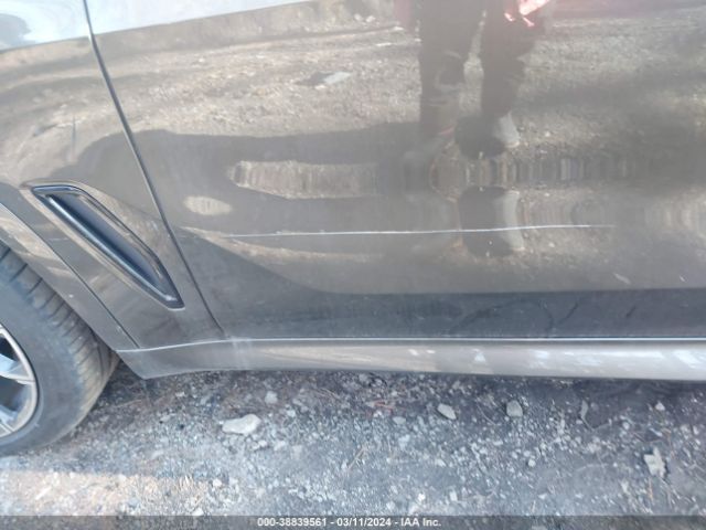 2022 BMW X5 5UXCR6C05N9K18017 Photo 5