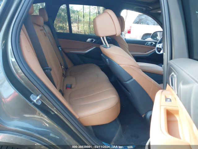 2022 BMW X5 5UXCR6C05N9K18017 Photo 7