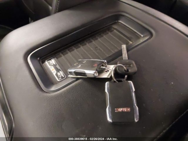 3GTU2NEC3GG117007 GMC Sierra 1500 Slt