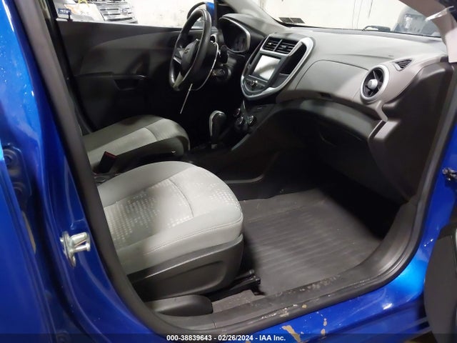 Chevrolet Sonic Ls Auto 2017 1G1JB5SG5H4158322 Image 5