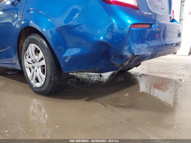 Chevrolet Sonic Ls Auto 2017 1G1JB5SG5H4158322 Image 6