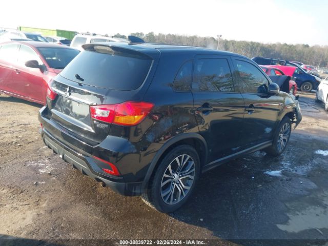 JA4AP3AU8JZ011077 Mitsubishi Outlander Sport 2.0 Es