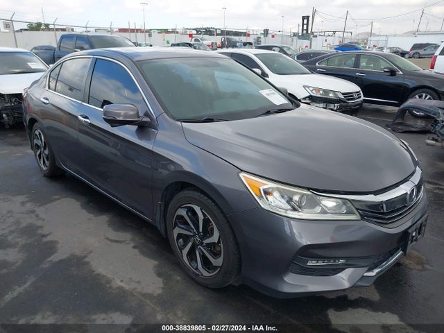2016 1HGCR2F79GA158748 main image