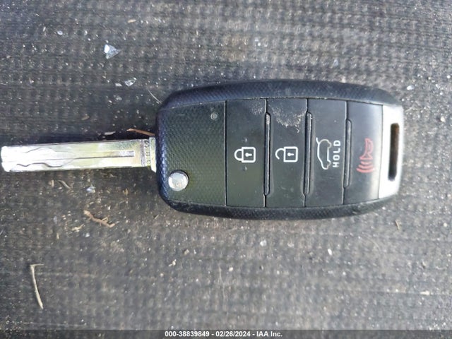 KIA SORENTO LX 2014 5XYKTCA67EG541214 Image 11