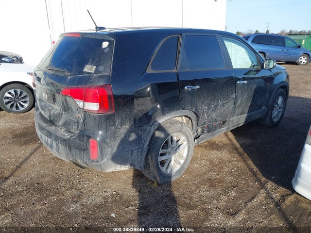 KIA SORENTO LX 2014 5XYKTCA67EG541214 Image 4