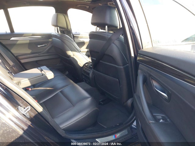 BMW 535i Xdrive 2016 WBA5B3C53GG258634 Image 8