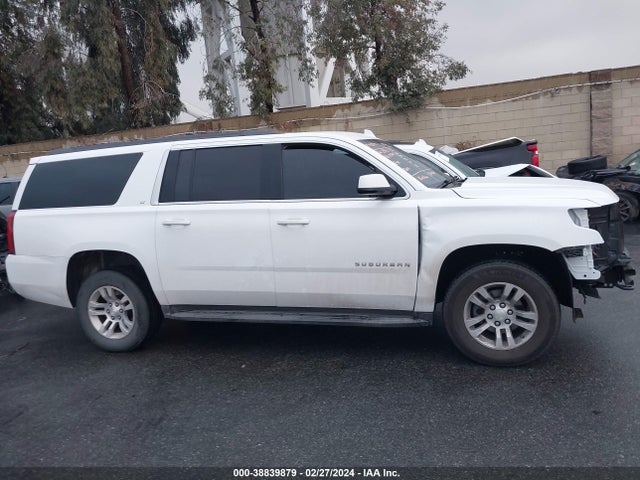 Chevrolet Suburban Lt 2017 1GNSCHKC5HR198417 Image 14