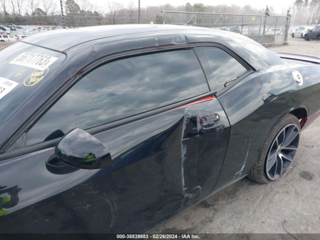 2C3CDZFJ0GH322976 Dodge Challenger R/t Scat Pack