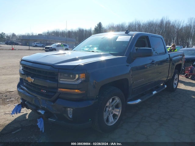 Chevrolet Silverado 1500 2lt 2018 3GCUKREC5JG409837 Image 2