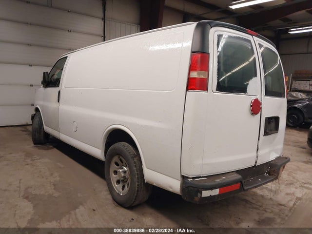 Chevrolet Express 1500 Work Van 2014 1GCSGAFX9E1168512 Image 3