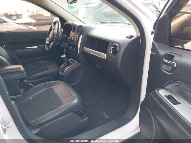 Jeep Compass Latitude 2016 1C4NJCEA1GD614998 Image 5