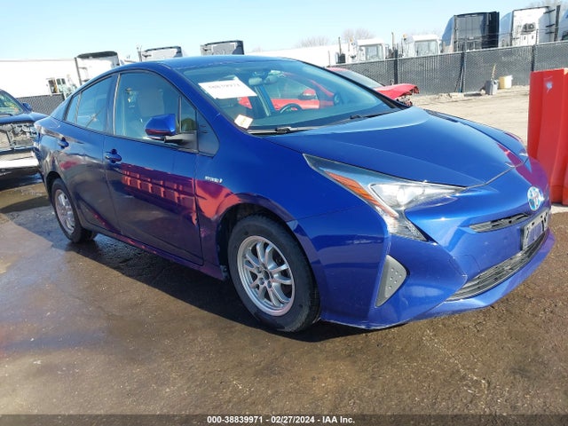Toyota Prius Two 2016 JTDKBRFU2G3508898 Image 1
