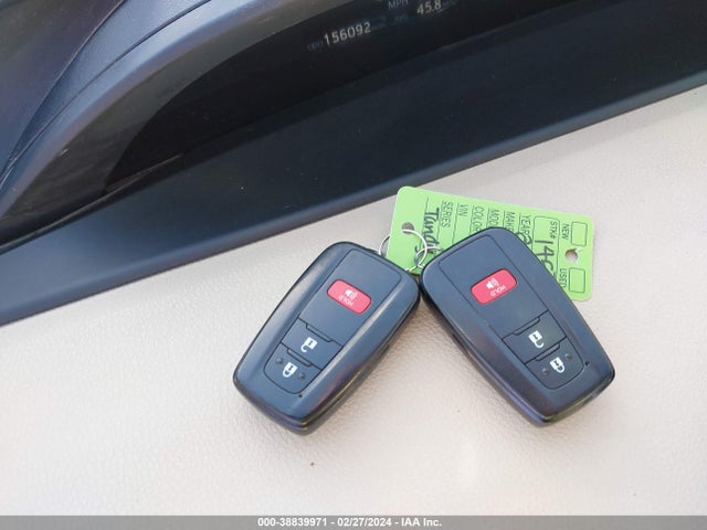 Toyota Prius Two 2016 JTDKBRFU2G3508898 Image 11