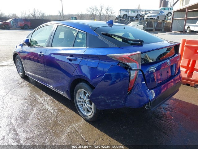 Toyota Prius Two 2016 JTDKBRFU2G3508898 Image 3