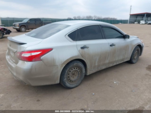 Nissan Altima 2.5 S 2017 1N4AL3AP7HN362971 Image 4