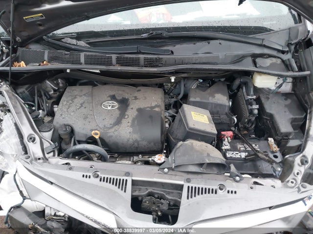 Toyota Sienna Xle 8 Passenger 2018 5TDYZ3DCXJS958012 Image 10