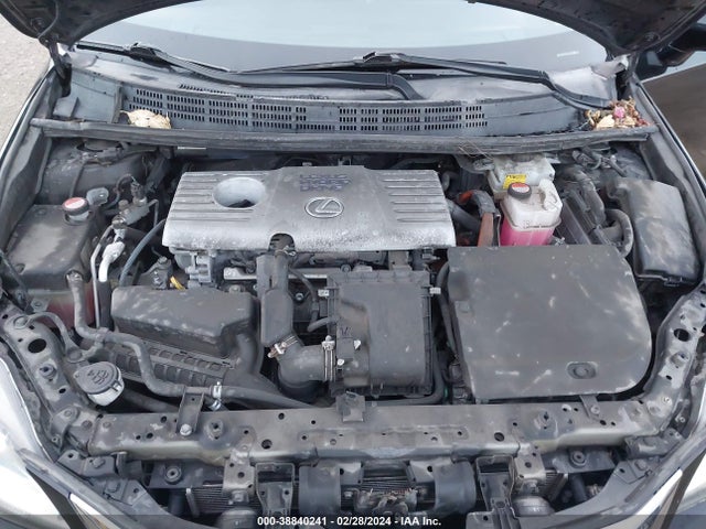 JTHKD5BH1F2241929 Lexus CT 200H