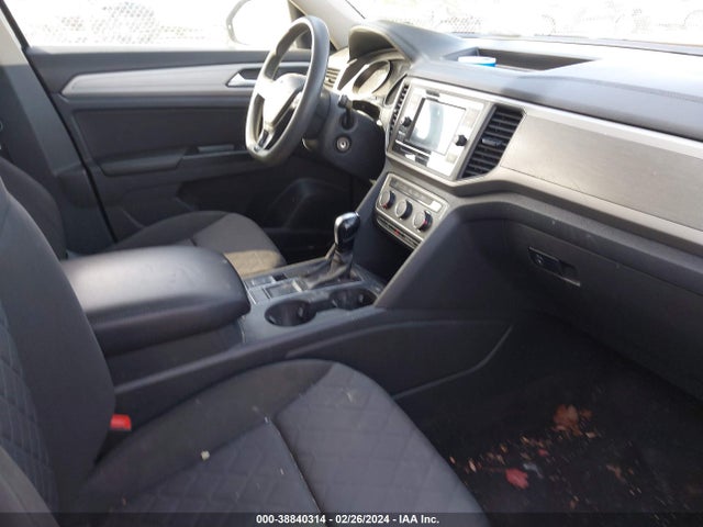 1V2AP2CA7JC531582 Volkswagen Atlas 2.0t S