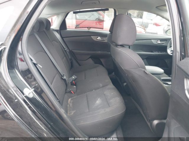 3KPF24ADXME291035 KIA Forte Lxs