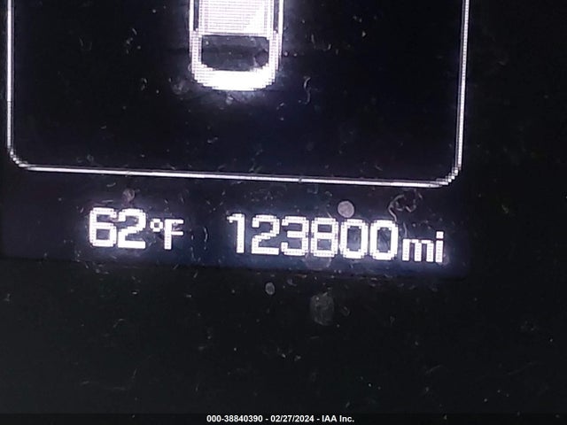 Hyundai SONATA SE 2015 5NPE24AFXFH223992 Image 16