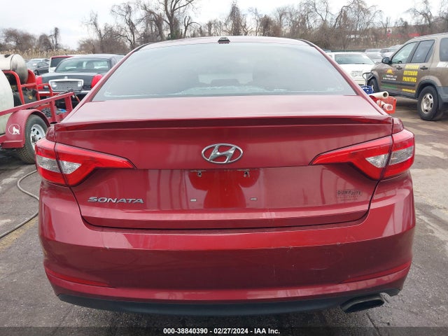 Hyundai SONATA SE 2015 5NPE24AFXFH223992 Image 17